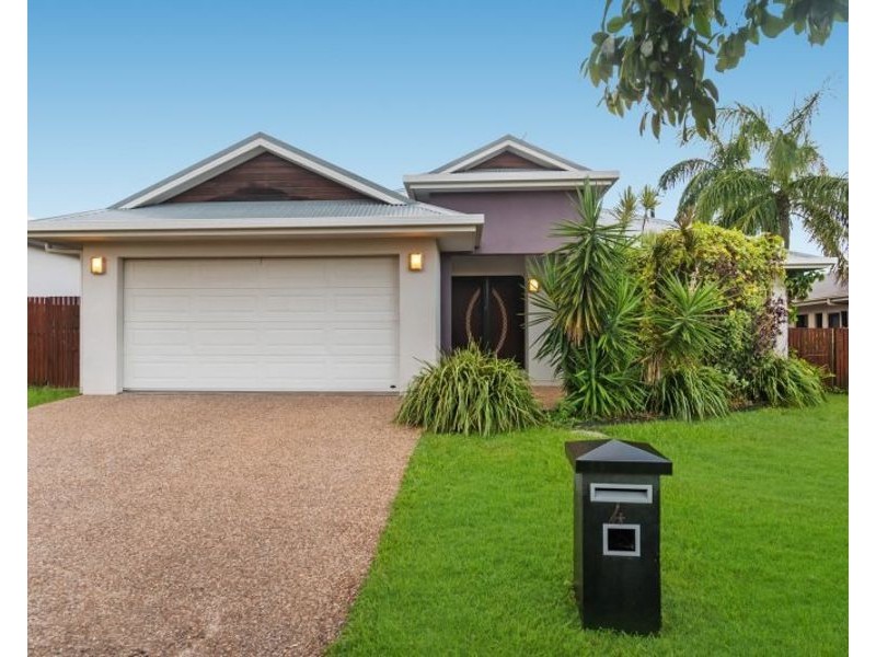 4 Dugong Court, Bushland Beach QLD 4818