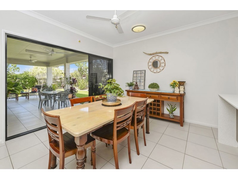 3 Thornbush Street, Mount Low QLD 4818