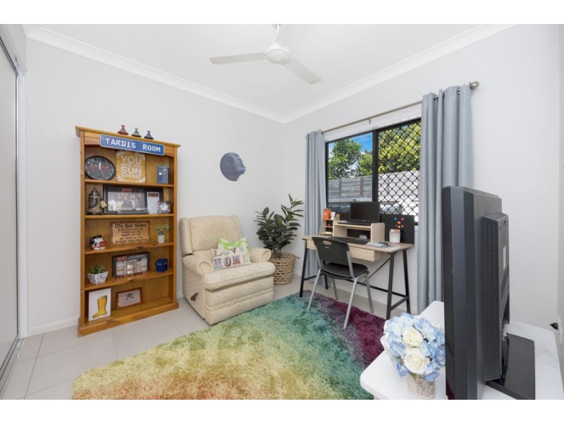 3 Thornbush Street, Mount Low QLD 4818