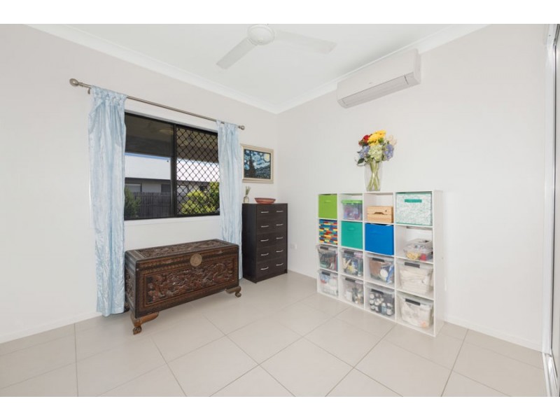 3 Thornbush Street, Mount Low QLD 4818