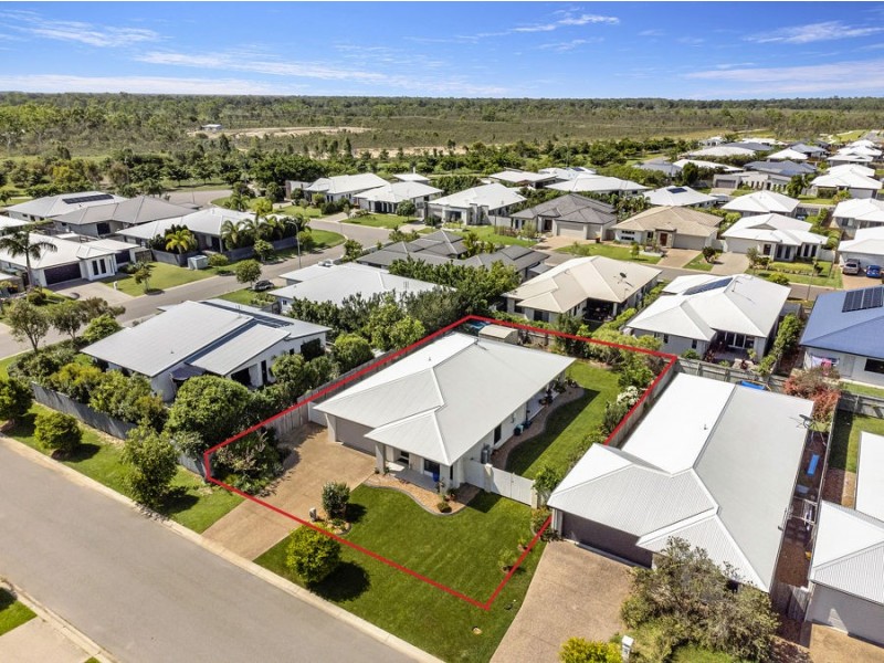 3 Thornbush Street, Mount Low QLD 4818