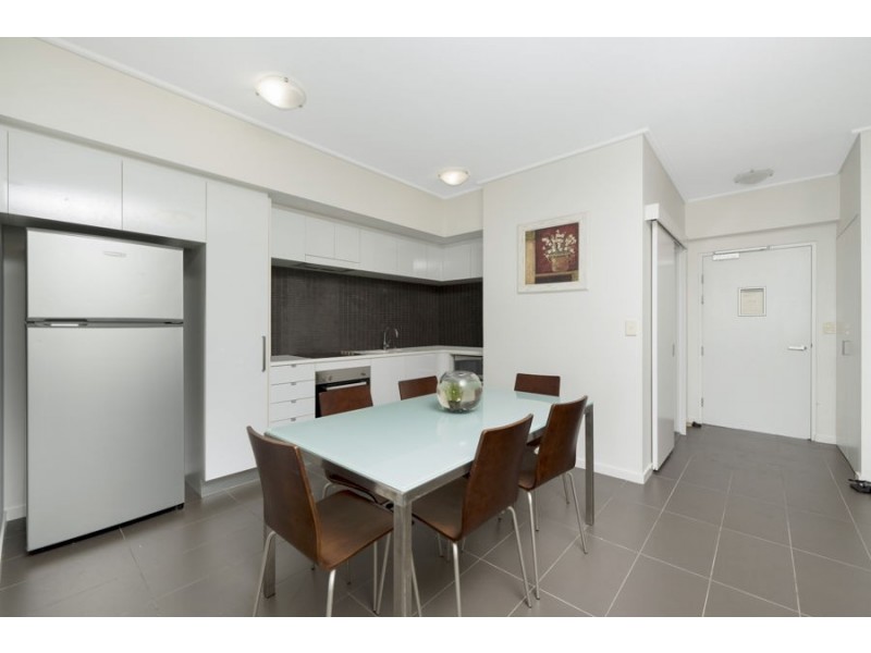 68/2-4 Kingsway Place, Townsville City QLD 4810