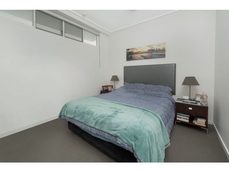 68/2-4 Kingsway Place, Townsville City QLD 4810