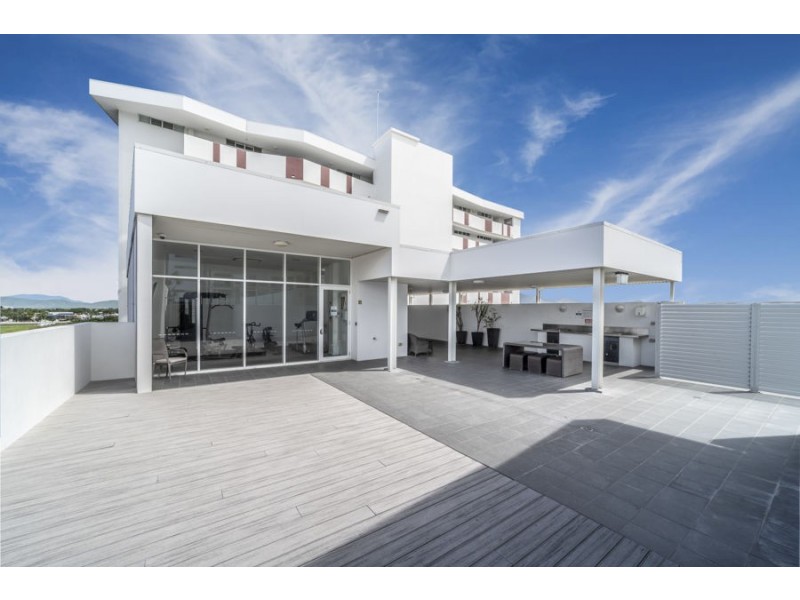 68/2-4 Kingsway Place, Townsville City QLD 4810