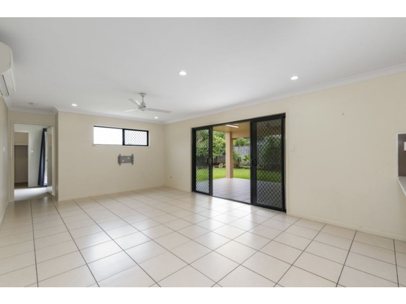 2 Channel Street, Bushland Beach QLD 4818