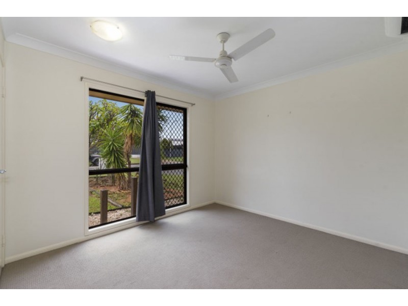 2 Channel Street, Bushland Beach QLD 4818