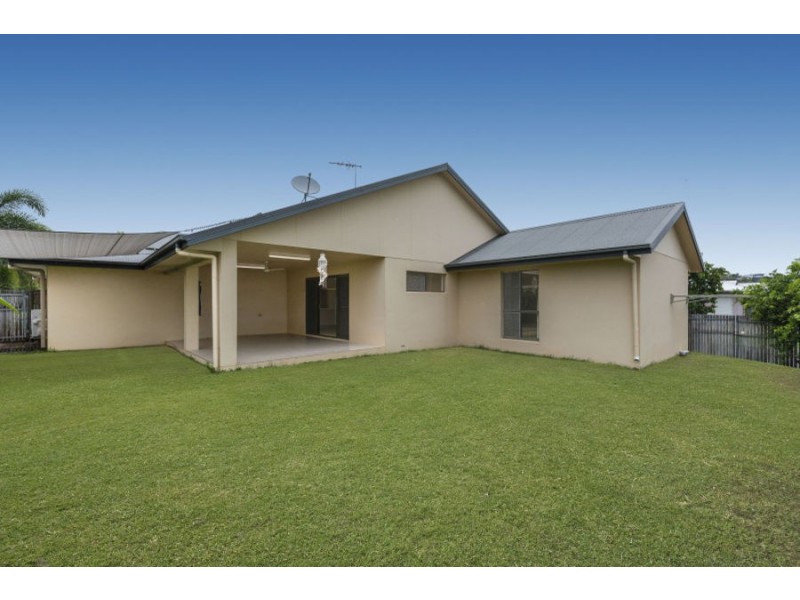 2 Channel Street, Bushland Beach QLD 4818