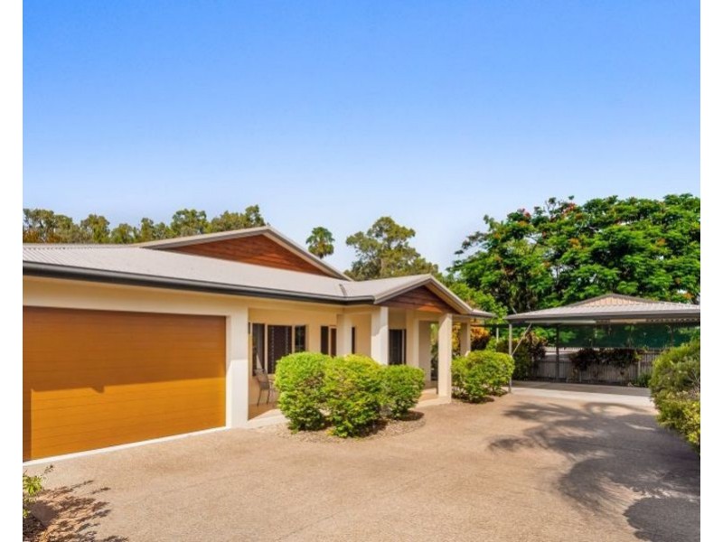8 Mahogany Court, Bushland Beach QLD 4818