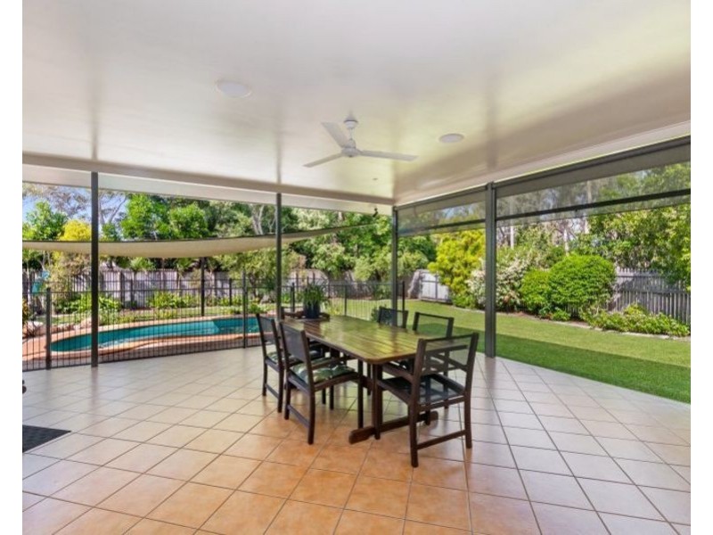 8 Mahogany Court, Bushland Beach QLD 4818