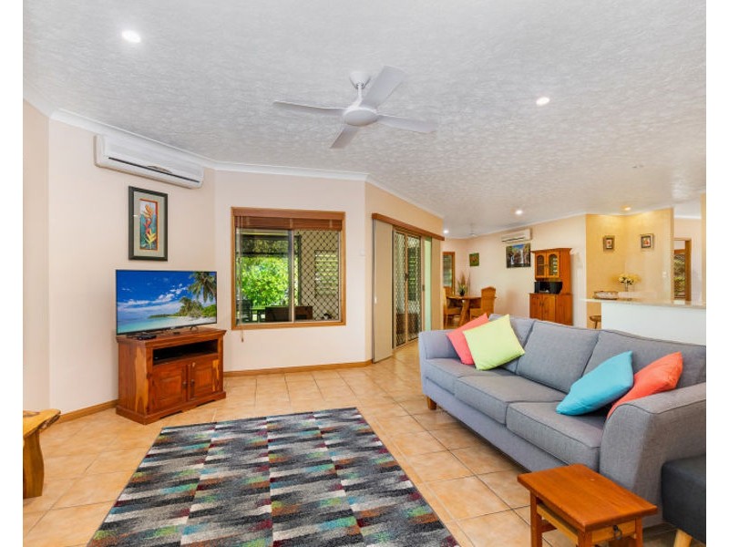 8 Mahogany Court, Bushland Beach QLD 4818