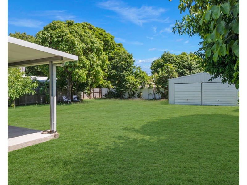 8 Hopkins Street, Currajong QLD 4812