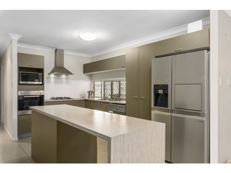 6 Aspley Drive, Kirwan QLD 4817