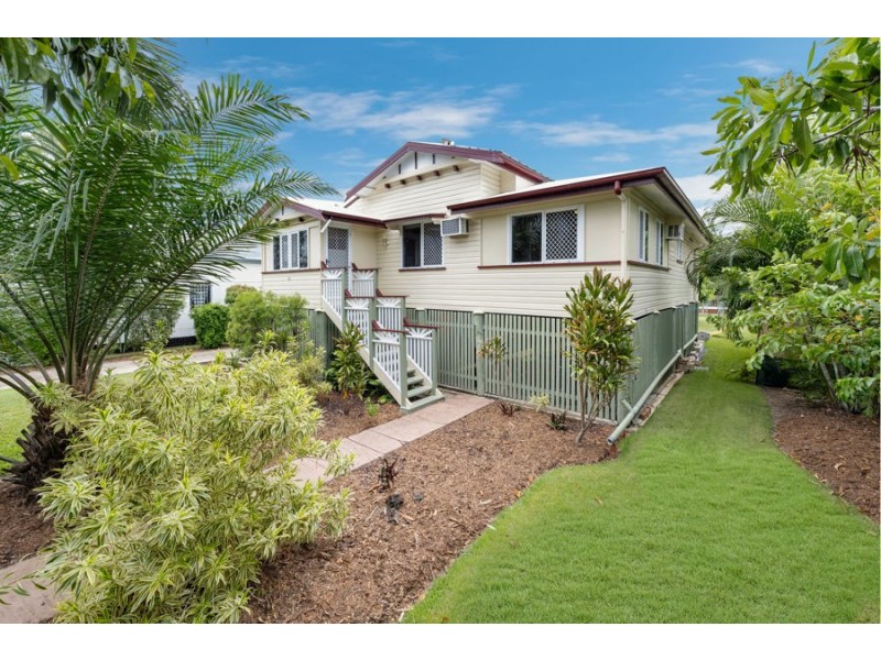 17 Diprose Street, Pimlico QLD 4812