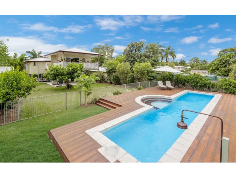 17 Diprose Street, Pimlico QLD 4812