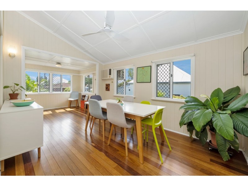 17 Diprose Street, Pimlico QLD 4812