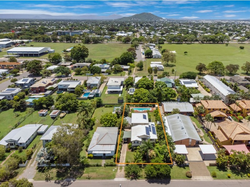 17 Diprose Street, Pimlico QLD 4812