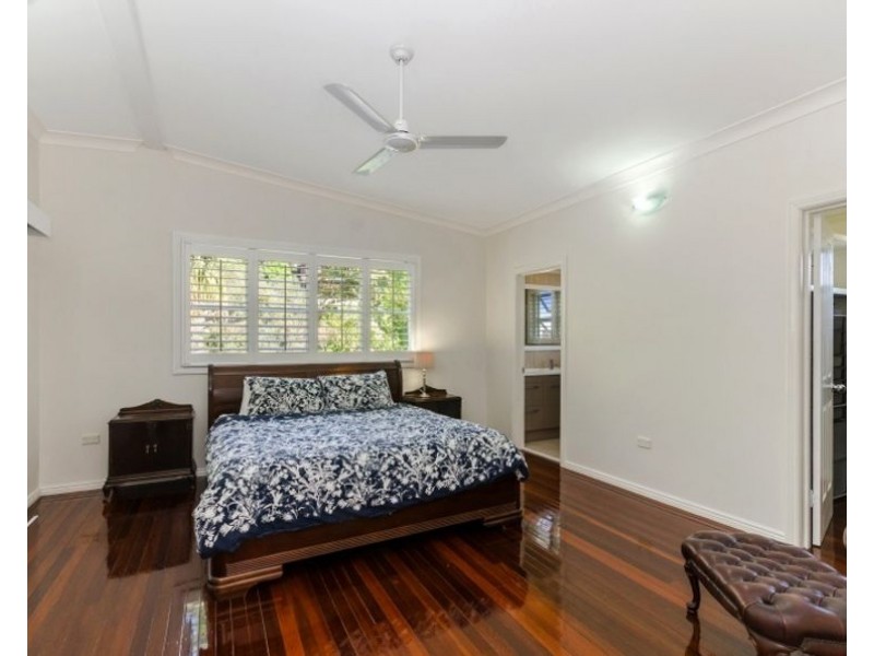 13 Stanton Terrace, North Ward QLD 4810