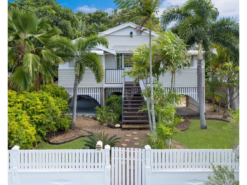 80 Carmody Street, Hermit Park QLD 4812