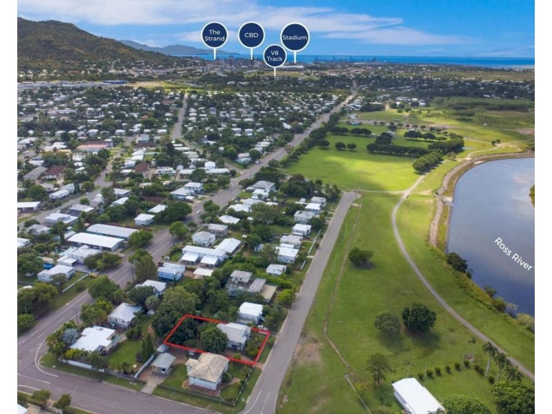 80 Carmody Street, Hermit Park QLD 4812