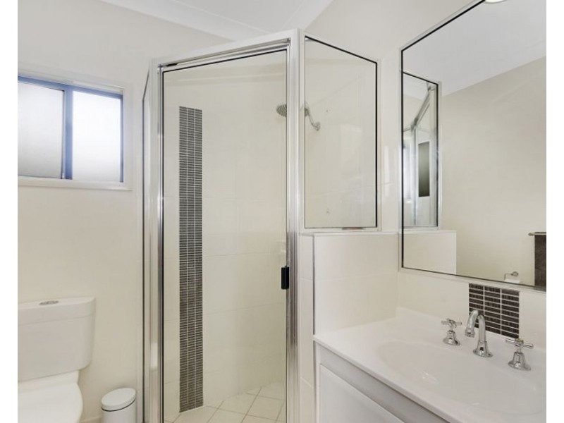 9 Channel Street, Bushland Beach QLD 4818