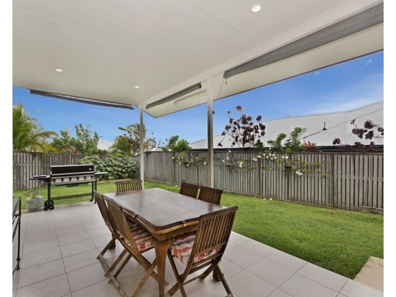 9 Channel Street, Bushland Beach QLD 4818