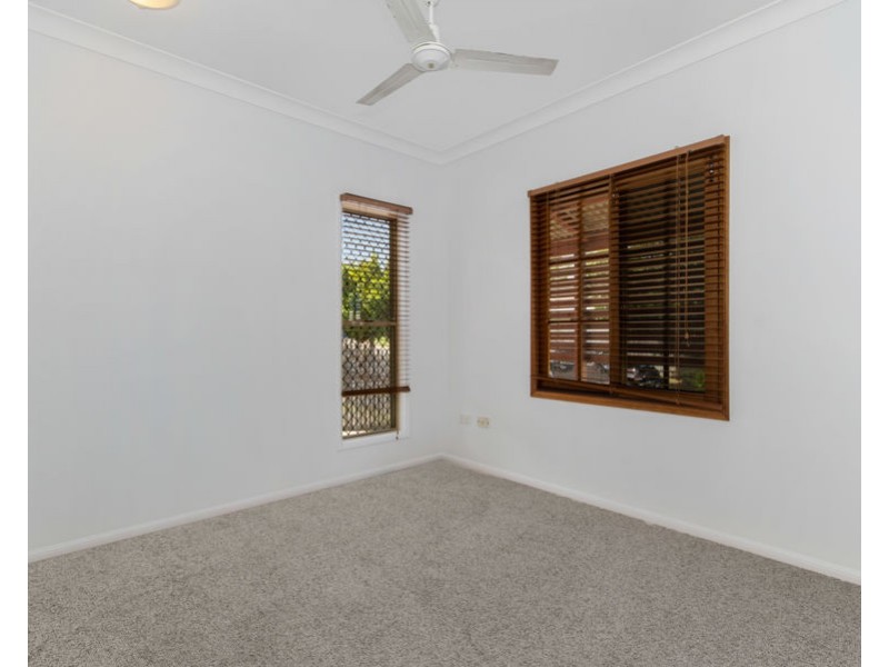 8a Siris Place, Douglas QLD 4814