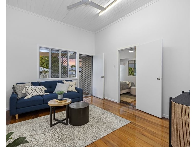 3 Baker Street, Hermit Park QLD 4812