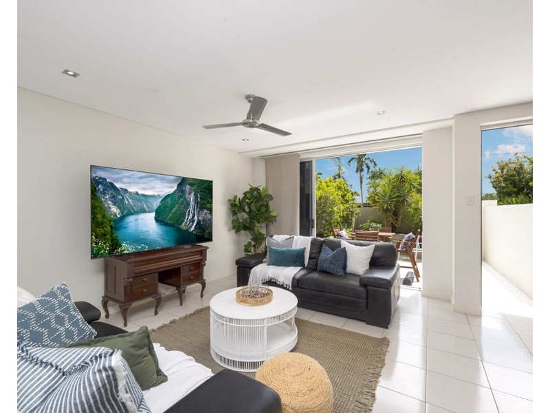 2/48 Thompson Street, Mundingburra QLD 4812