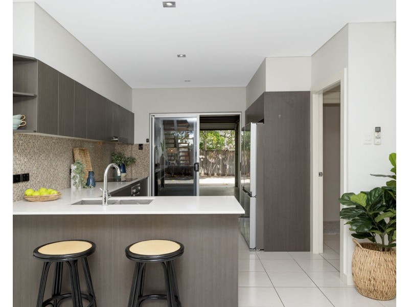 2/48 Thompson Street, Mundingburra QLD 4812