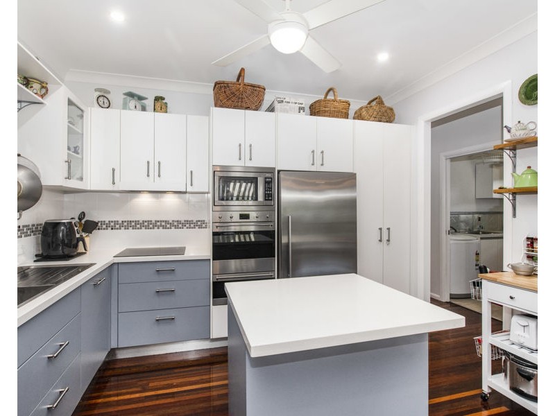 9 Burton Street, Mysterton QLD 4812