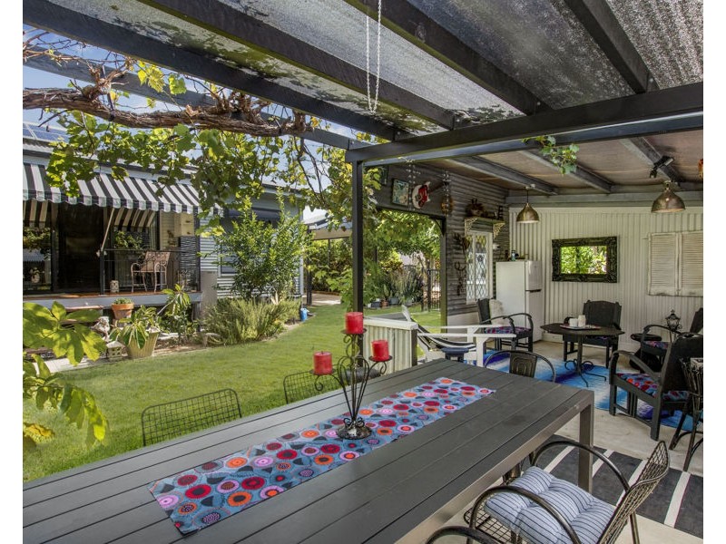 9 Burton Street, Mysterton QLD 4812