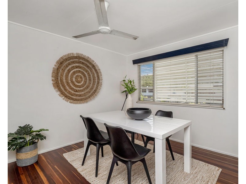 48 Davies Street, Mount Louisa QLD 4814