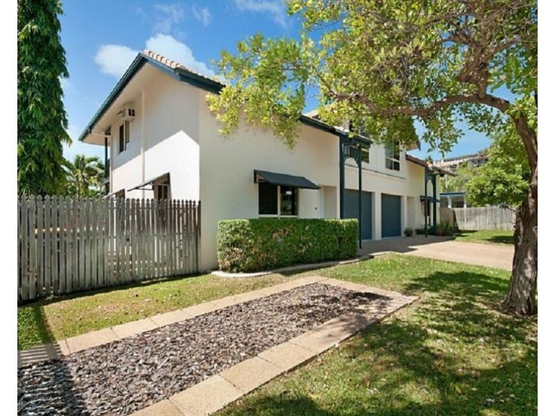 2/22 Primrose Street, North Ward QLD 4810