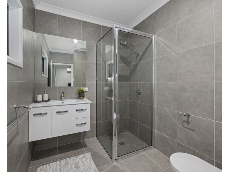 1/5A Hugh Street, West End QLD 4810