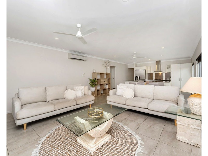 3 Sanctum Boulevard, Mount Low QLD 4818