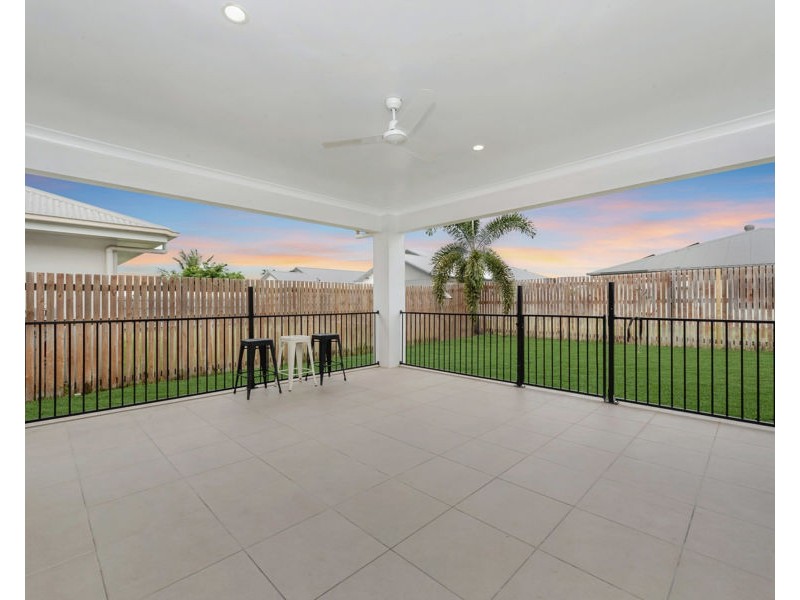 3 Sanctum Boulevard, Mount Low QLD 4818