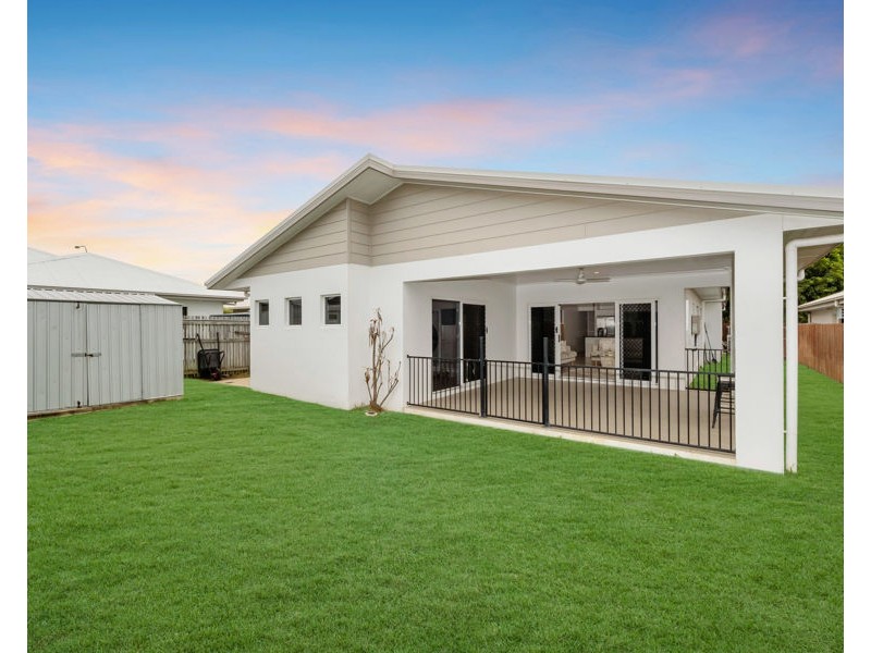 3 Sanctum Boulevard, Mount Low QLD 4818