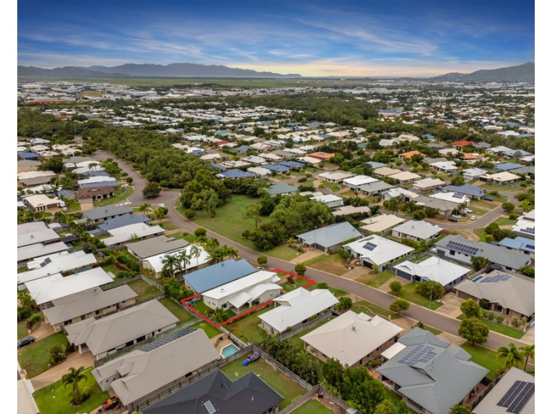 56 Minaret Way, Mount Louisa QLD 4814