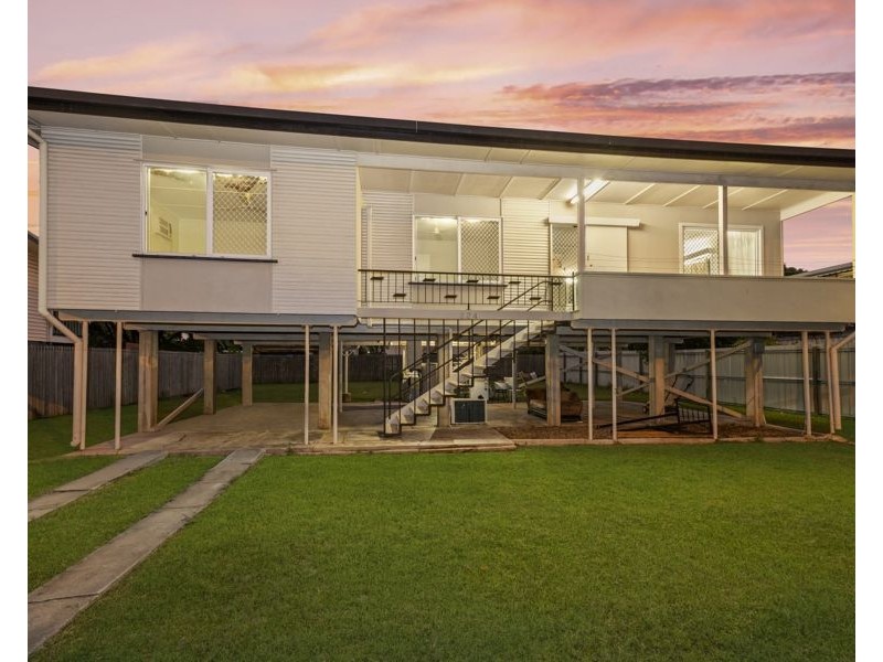 224 Charles Street, Cranbrook QLD 4814