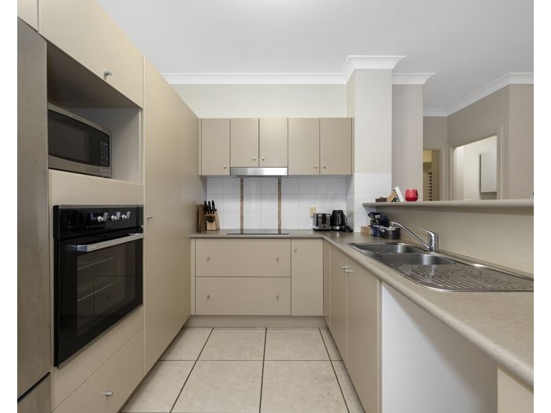 14/12-14 Martinez Avenue, West End QLD 4810