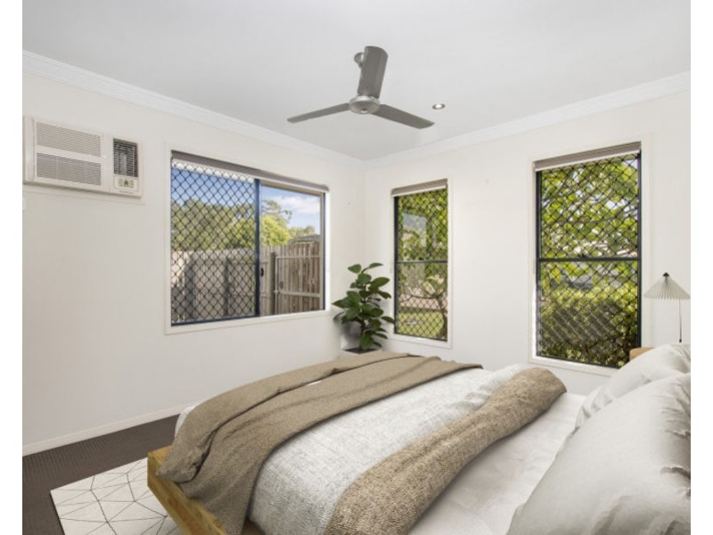 72 Daintree Drive, Bushland Beach QLD 4818