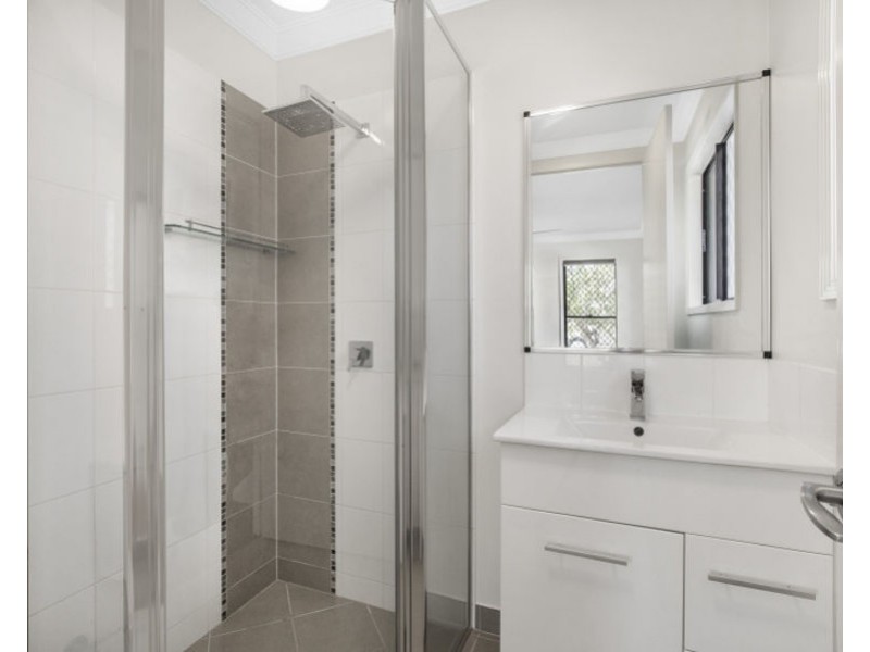 72 Daintree Drive, Bushland Beach QLD 4818