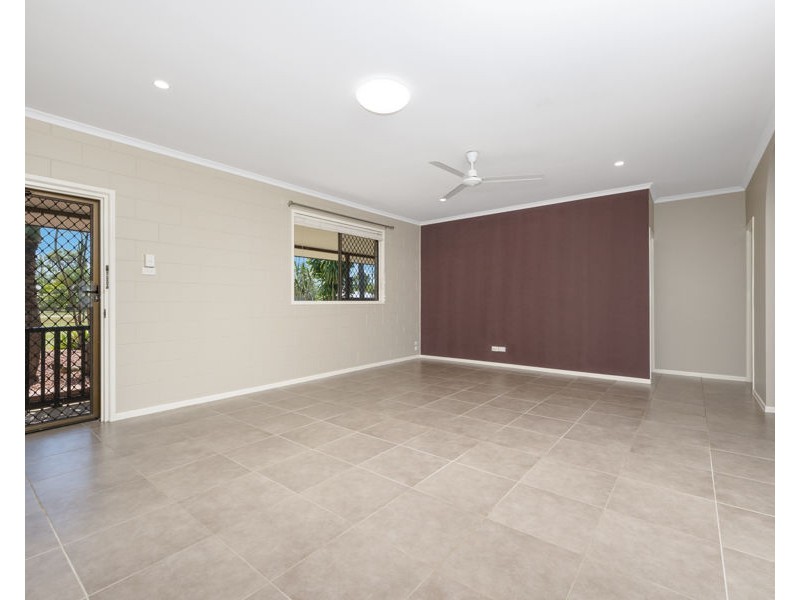 6 Cali Court, Mount Low QLD 4818