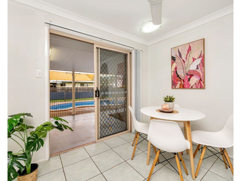 12 Lornsleigh Street, Mount Louisa QLD 4814