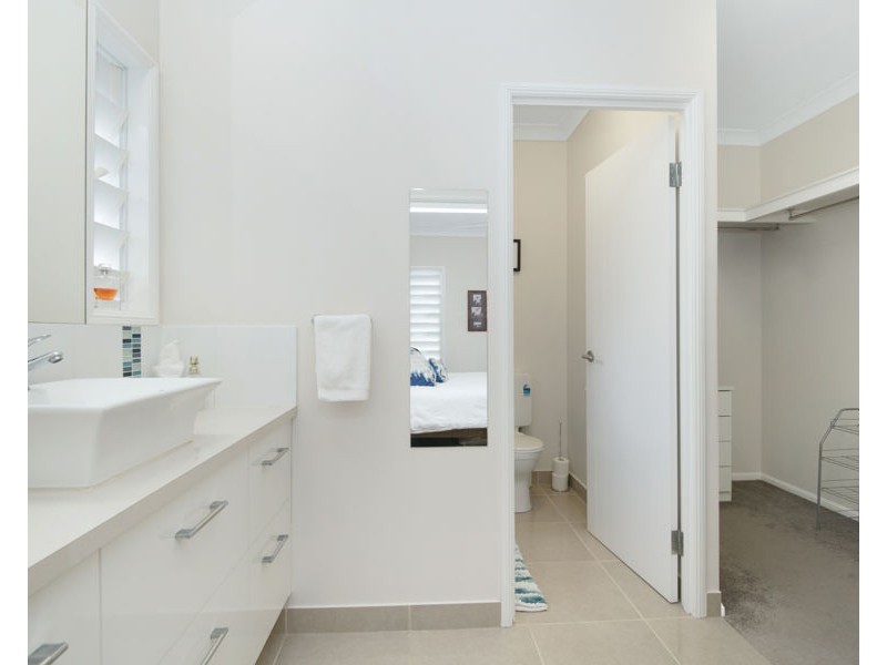11 Darter Street, Oonoonba QLD 4811