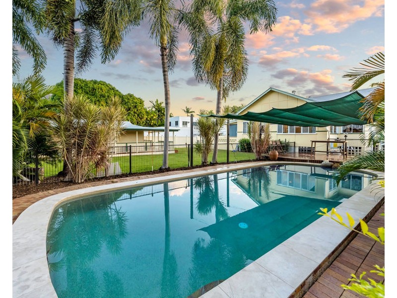 14 Mango Avenue, Mundingburra QLD 4812