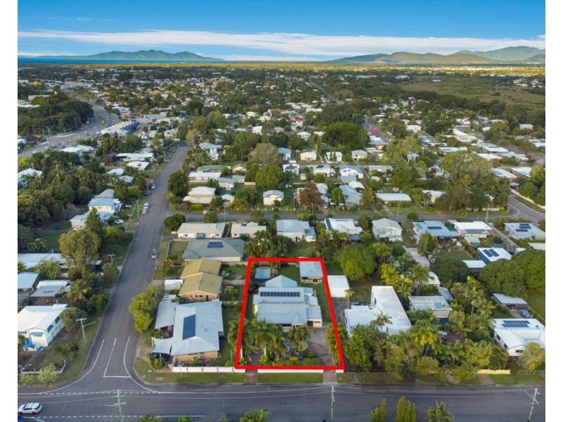 14 Mango Avenue, Mundingburra QLD 4812