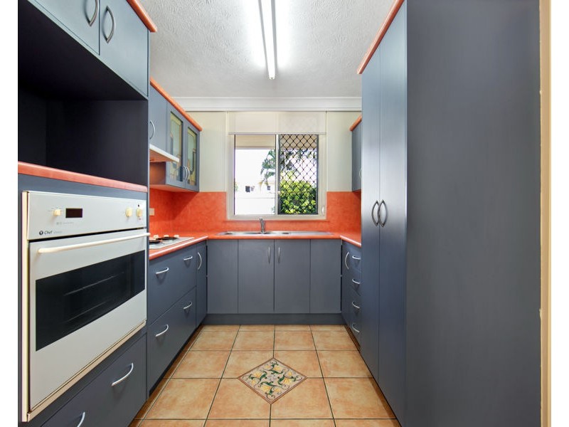 423 Ross River Road, Cranbrook QLD 4814