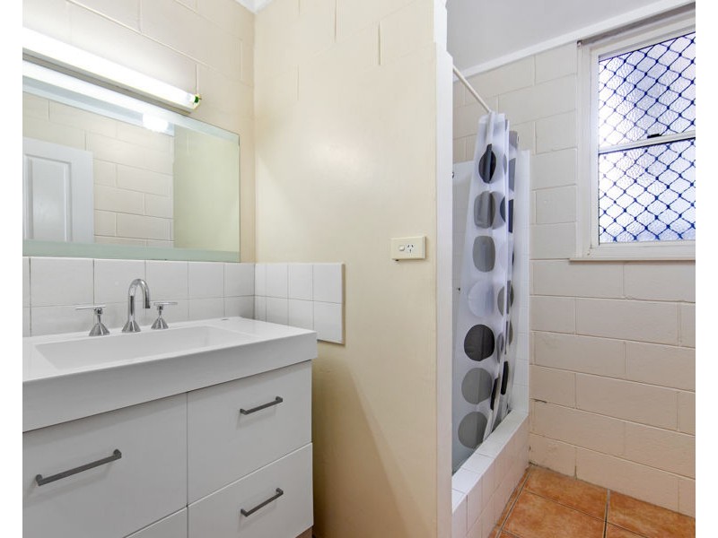 423 Ross River Road, Cranbrook QLD 4814