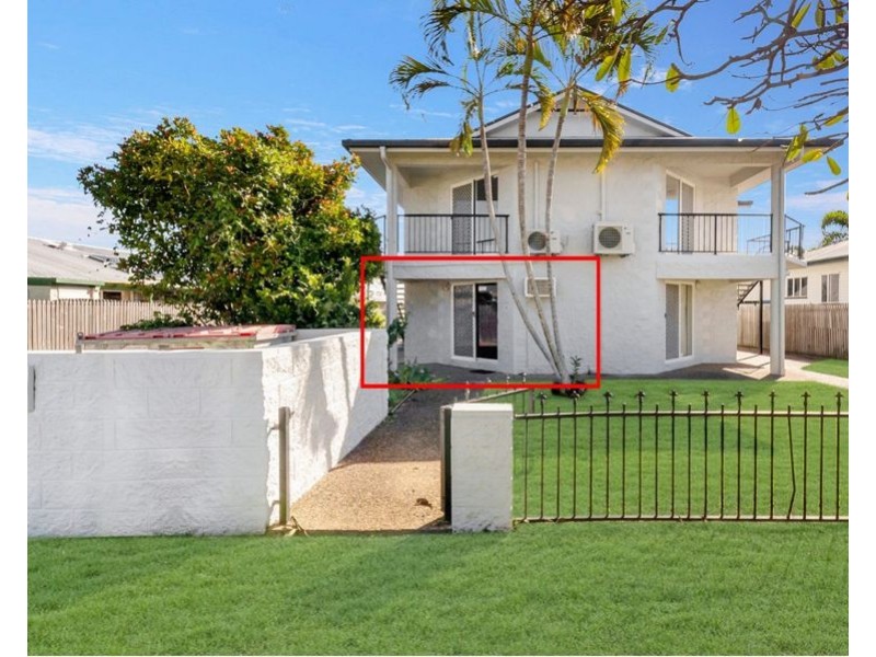 2/36-38 Henry Street, West End QLD 4810